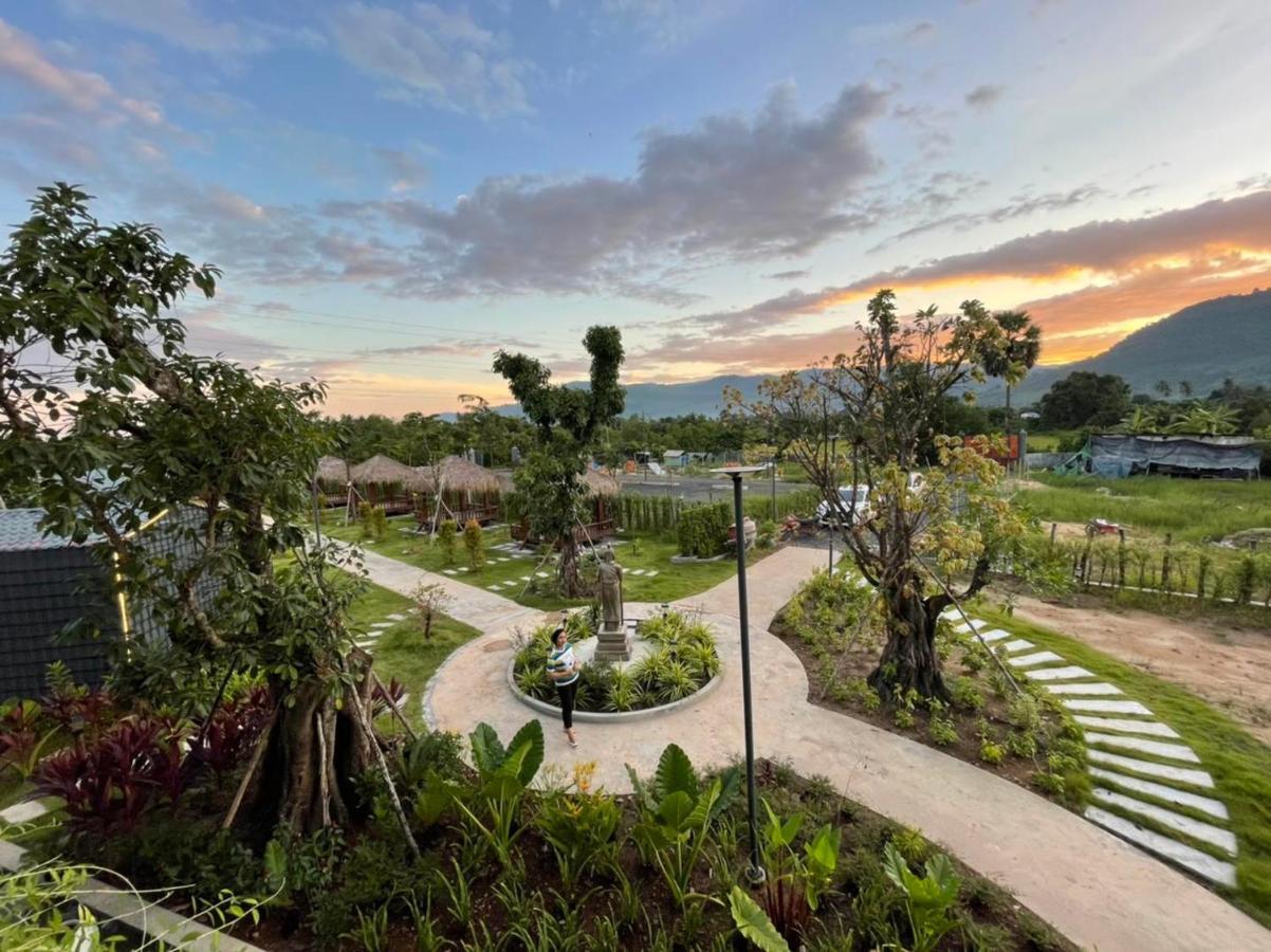 Kampot Tropical Village Buitenkant foto